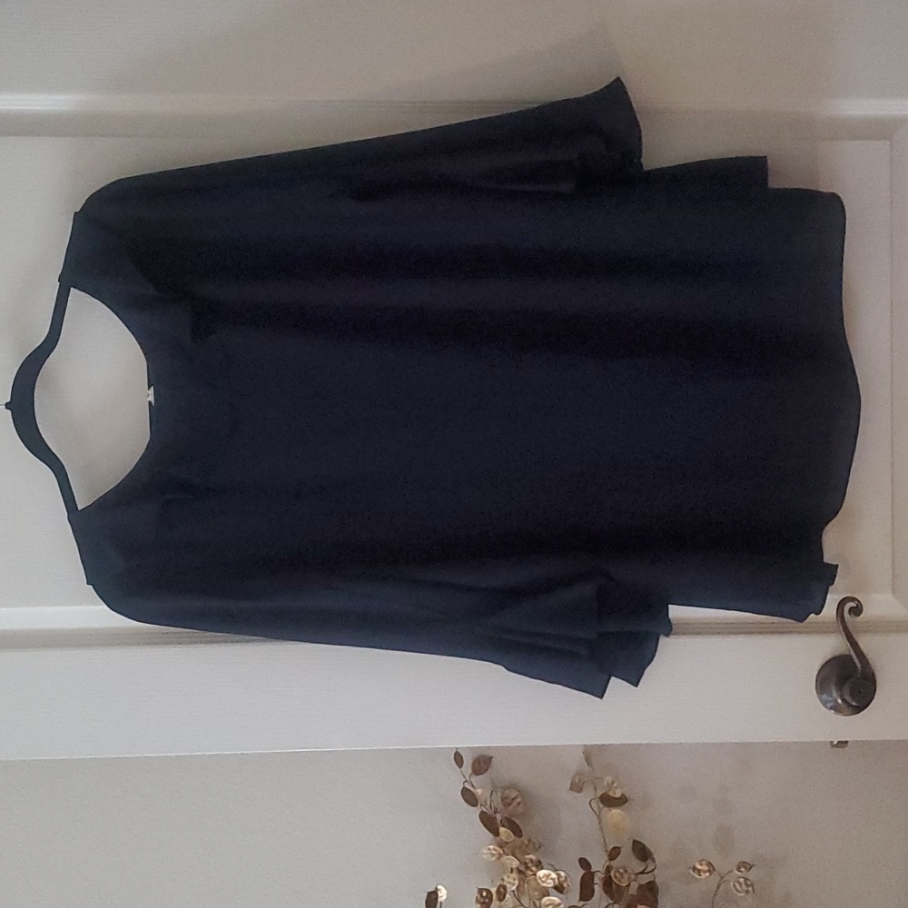 Max Studio ruffled blouse - Picture 2 of 8